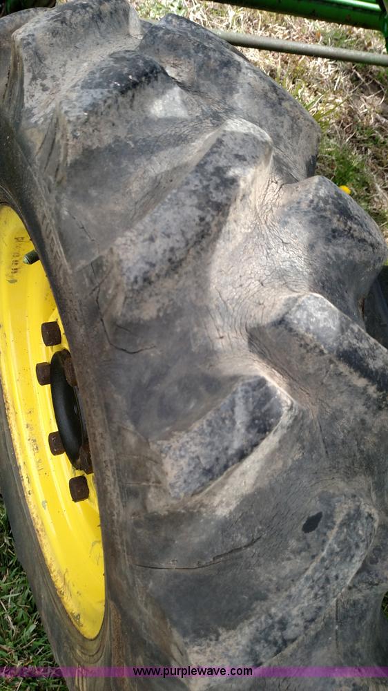 image for item L7453 1999 John Deere 4200 MFWD compact utility tractor