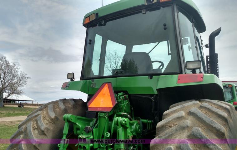 image for item L7454 1998 John Deere 7610 tractor