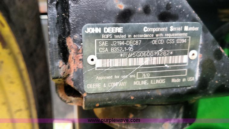 image for item L7454 1998 John Deere 7610 tractor