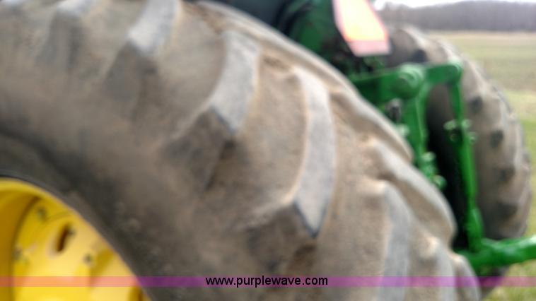 image for item L7454 1998 John Deere 7610 tractor