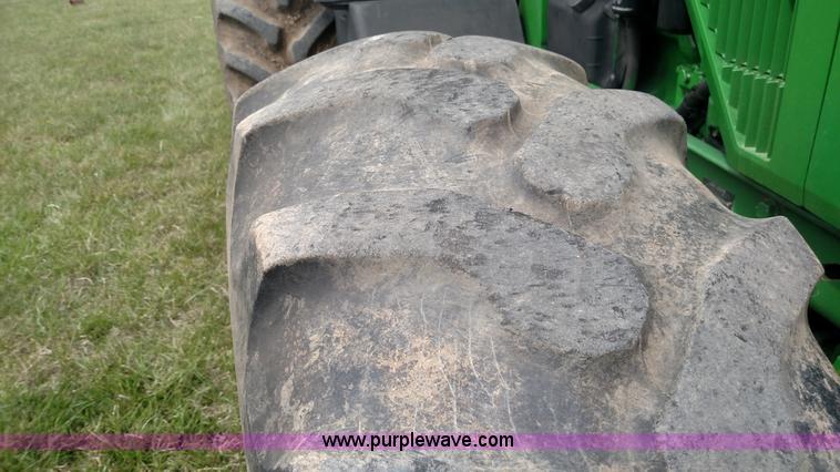 image for item L7454 1998 John Deere 7610 tractor