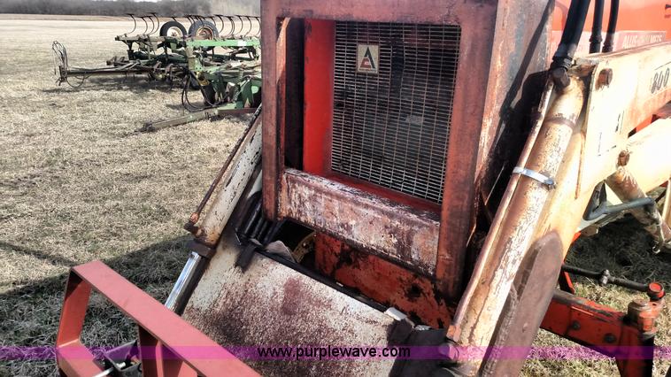 image for item L7465 Allis Chalmers 190XT tractor