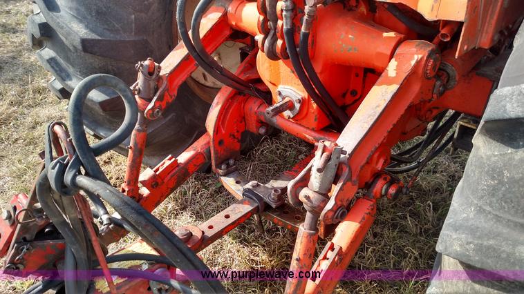 image for item L7465 Allis Chalmers 190XT tractor