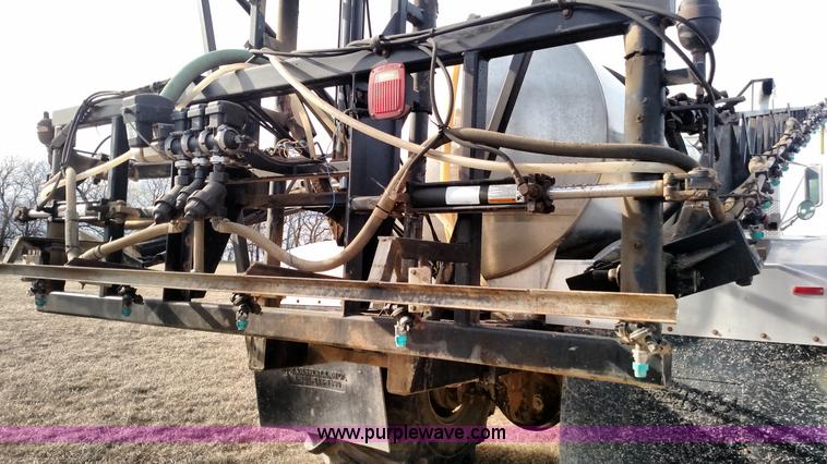 image for item L7467 1999 Sterling L8513 pre/post liquid fertilizer applicator sprayer