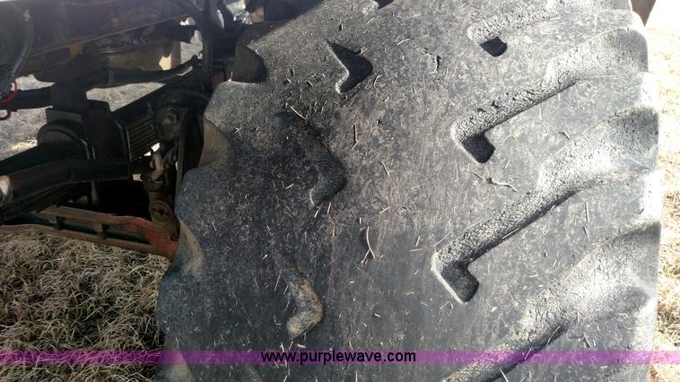 image for item L7467 1999 Sterling L8513 pre/post liquid fertilizer applicator sprayer