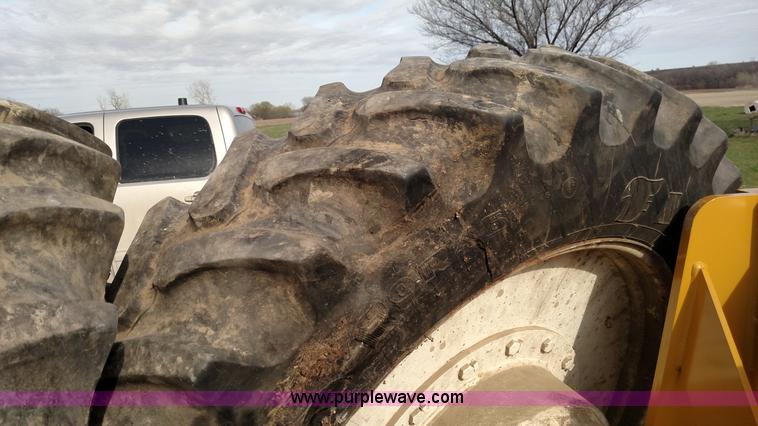 image for item L7467 1999 Sterling L8513 pre/post liquid fertilizer applicator sprayer