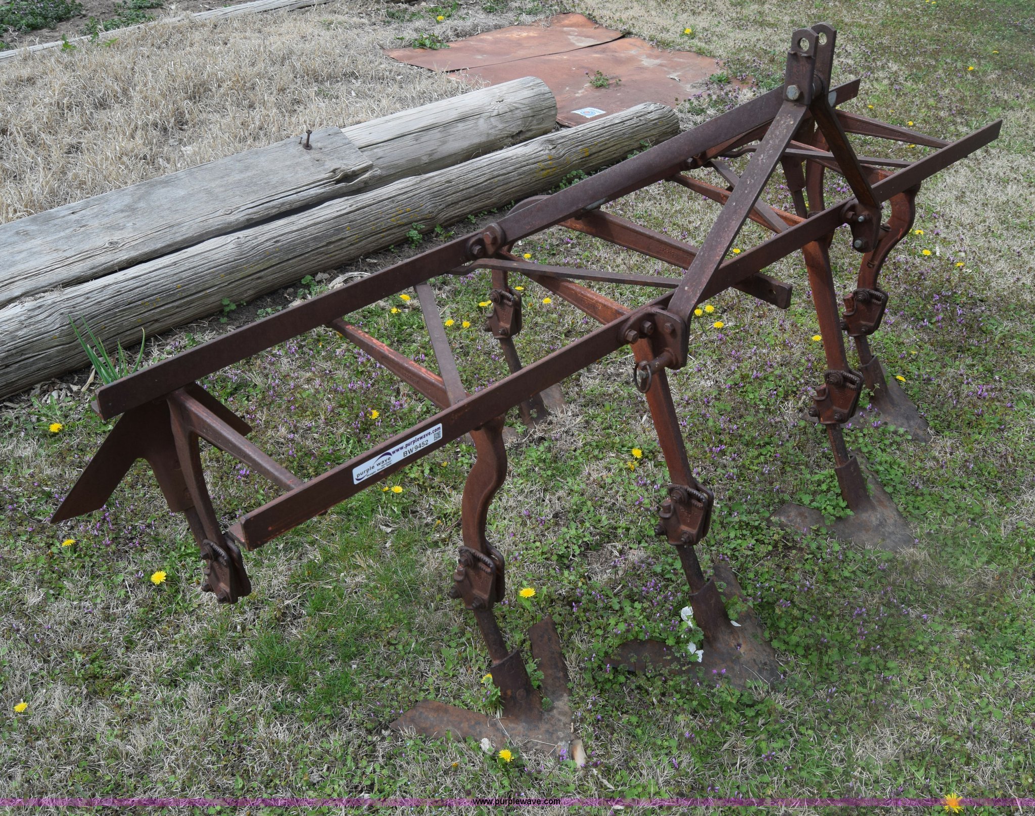 Pittsburgh cultivator in Inman, KS Item BW9452 sold Purple Wave
