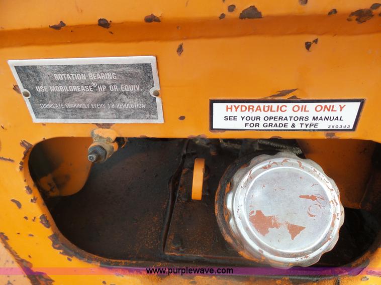 image for item AL9203 1989 Chevrolet Custom Deluxe C7D042 bucket truck