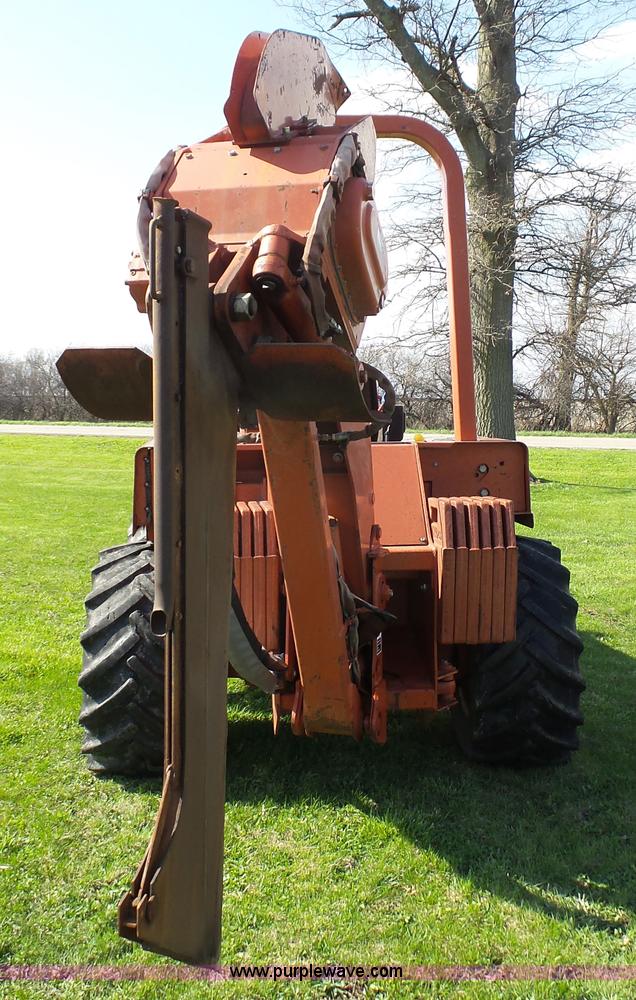 image for item AO9835 1996 Ditch Witch 8020 Turbo cable plow