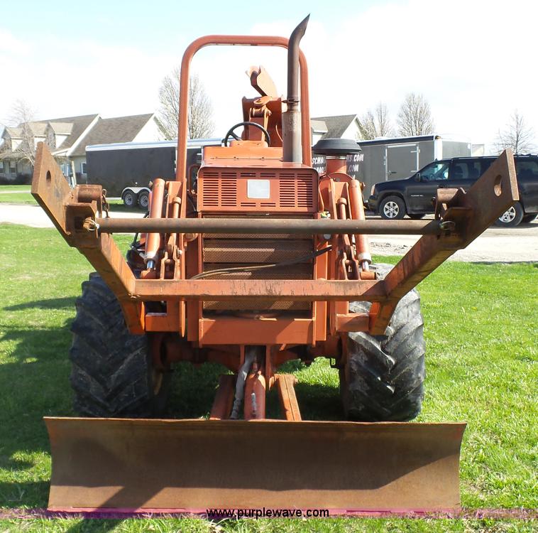 image for item AO9835 1996 Ditch Witch 8020 Turbo cable plow