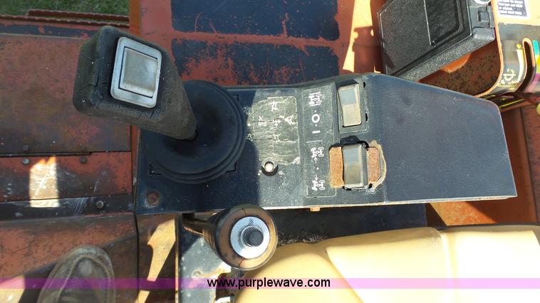 image for item AO9835 1996 Ditch Witch 8020 Turbo cable plow