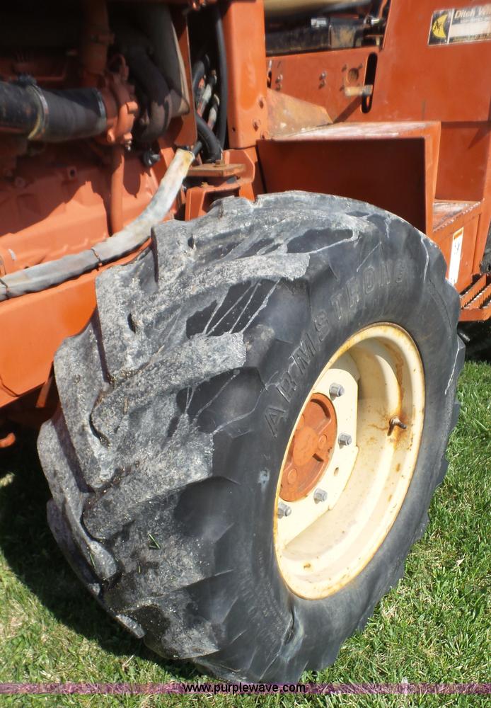 image for item AO9835 1996 Ditch Witch 8020 Turbo cable plow