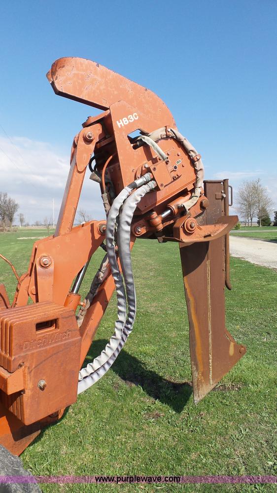 image for item AO9835 1996 Ditch Witch 8020 Turbo cable plow