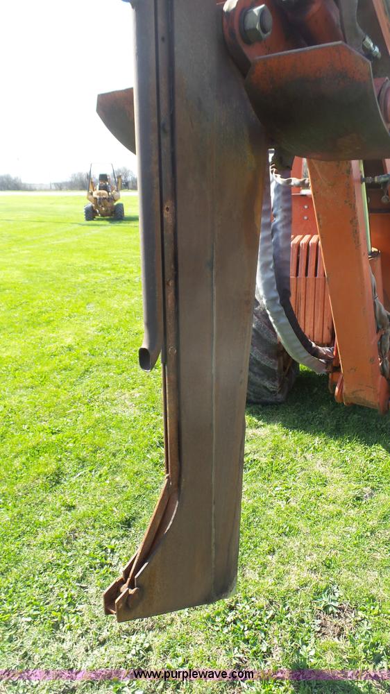 image for item AO9835 1996 Ditch Witch 8020 Turbo cable plow