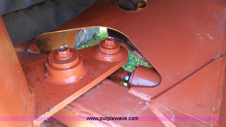 image for item AO9835 1996 Ditch Witch 8020 Turbo cable plow