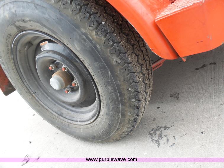 image for item AX9238 1995 Crafco EZ Pour 100D crack sealer