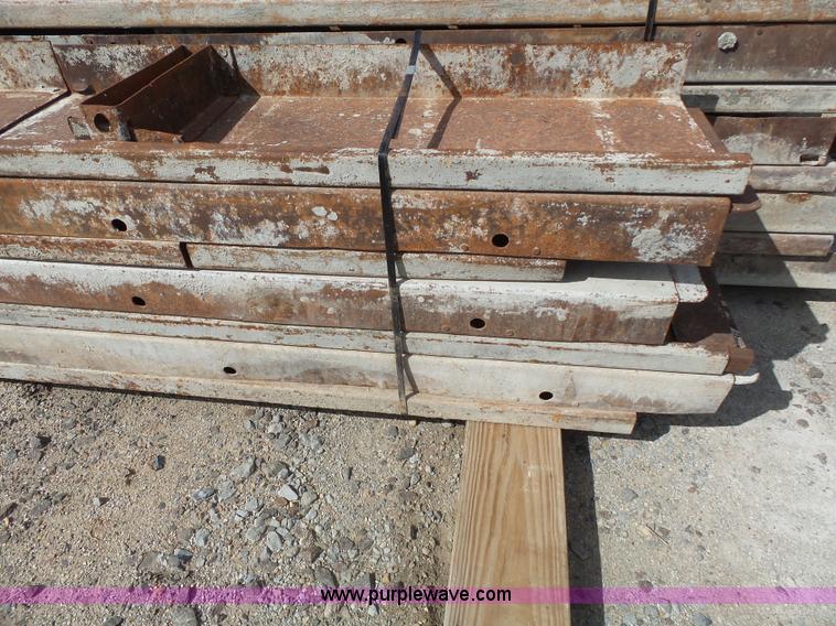 image for item BE9804 (100) Ridgid concrete forms