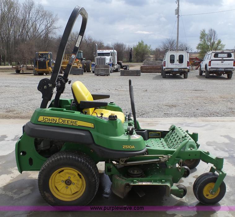 image for item BE9805 John Deere 2510A ZTR lawn mower