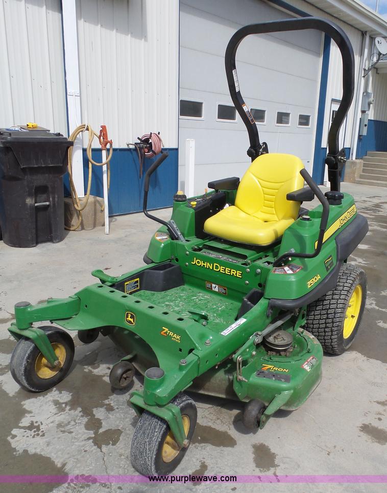 image for item BE9805 John Deere 2510A ZTR lawn mower