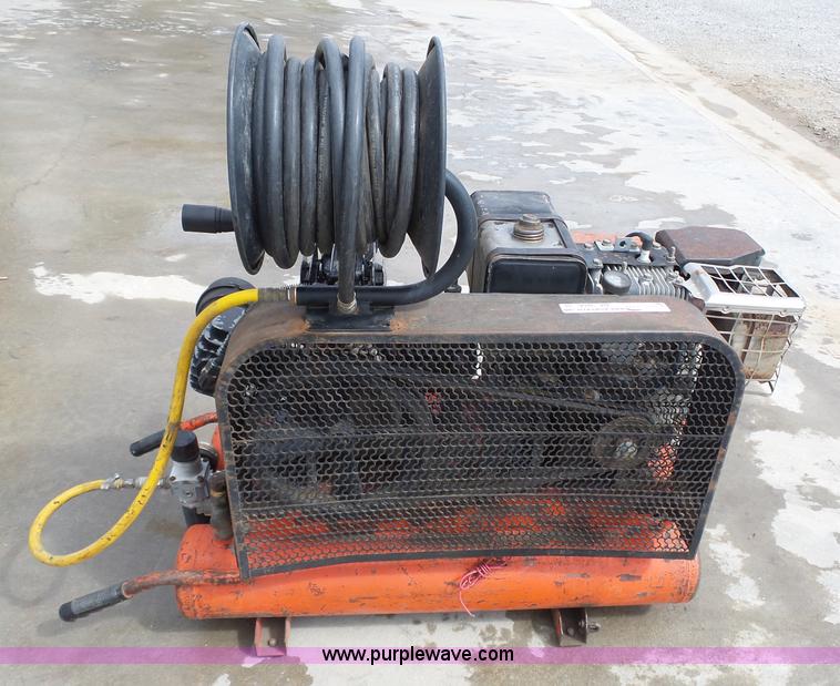 image for item BE9806 Puma air compressor