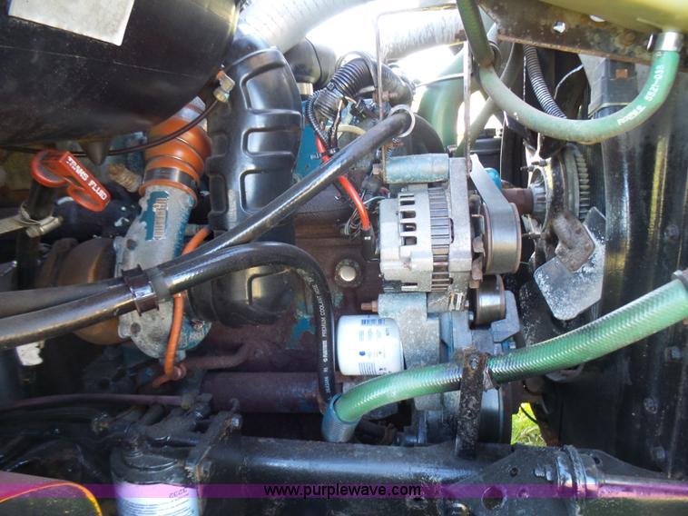 image for item BG9074 1996 International 4700 dump truck