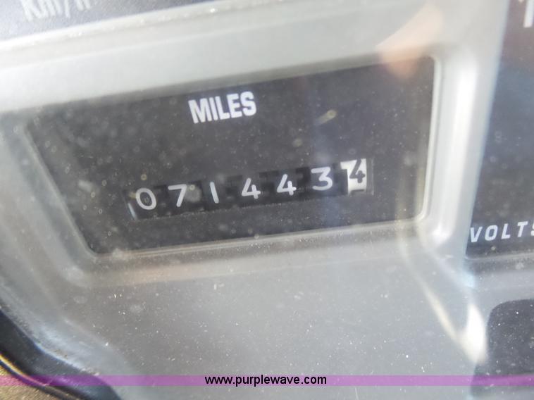 image for item BG9074 1996 International 4700 dump truck