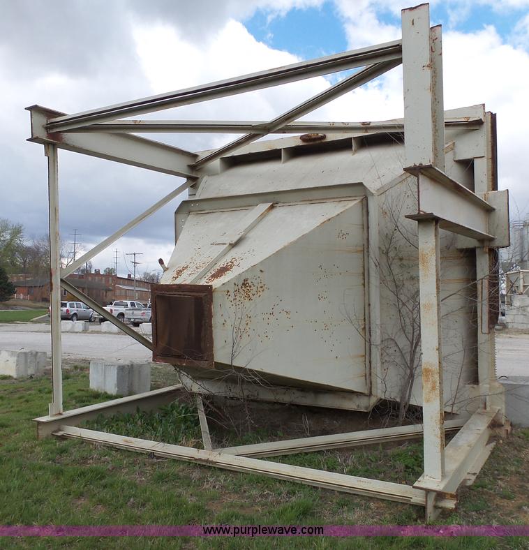 image for item BN9639 Hopper