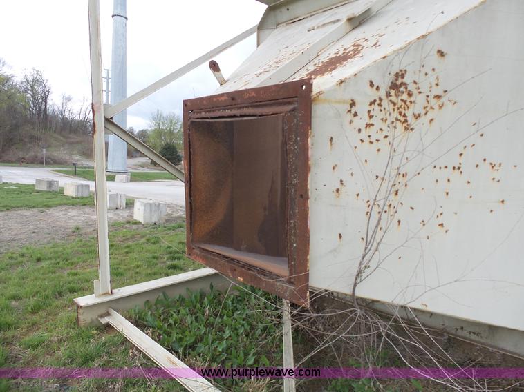 image for item BN9639 Hopper