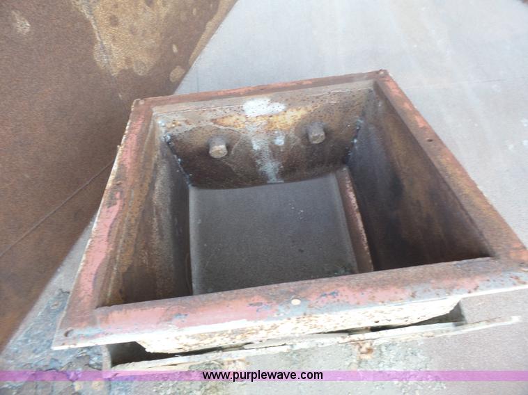 image for item BN9639 Hopper