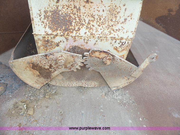 image for item BN9639 Hopper