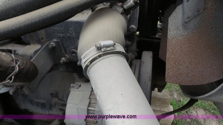 image for item BN9640 Cummins 855 six cylinder diesel engine