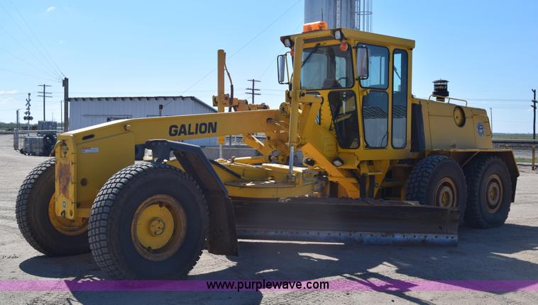 image for item BX9709 2002 Galion 850C motor grader