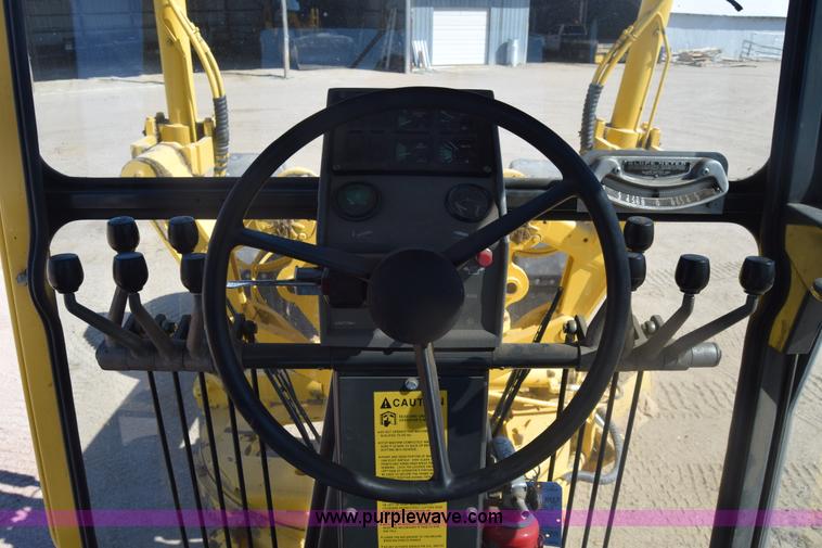 image for item BX9709 2002 Galion 850C motor grader