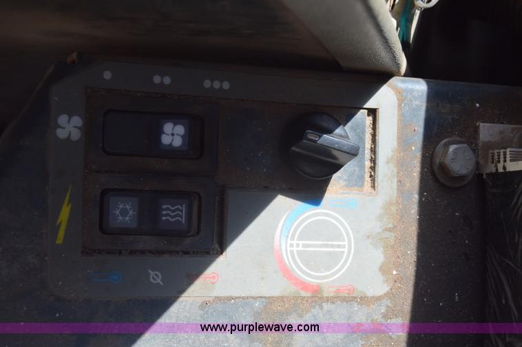 image for item BX9709 2002 Galion 850C motor grader