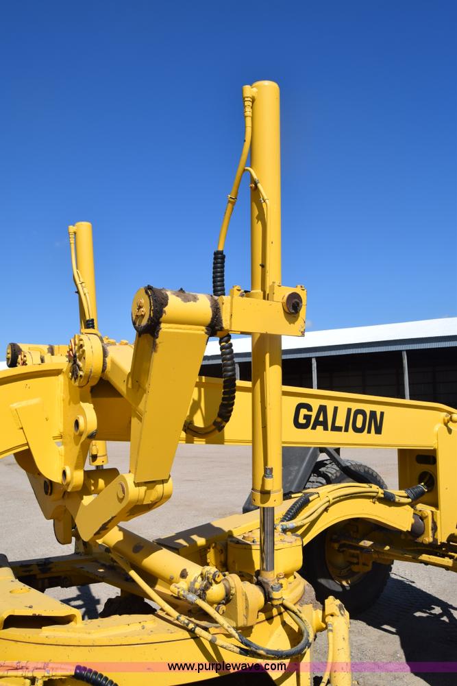 image for item BX9709 2002 Galion 850C motor grader