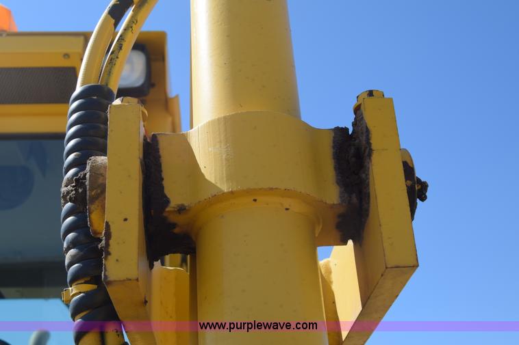 image for item BX9709 2002 Galion 850C motor grader