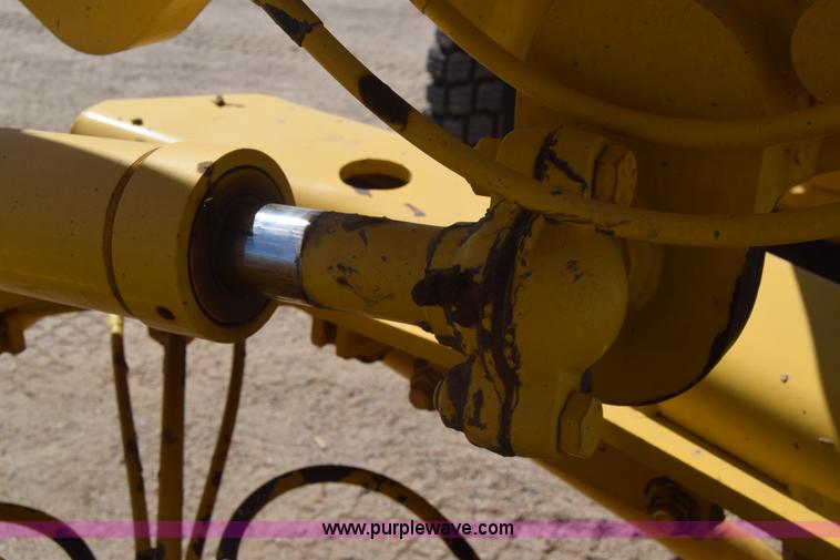 image for item BX9709 2002 Galion 850C motor grader