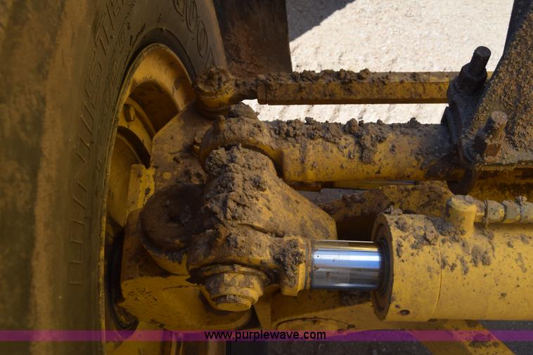 image for item BX9709 2002 Galion 850C motor grader