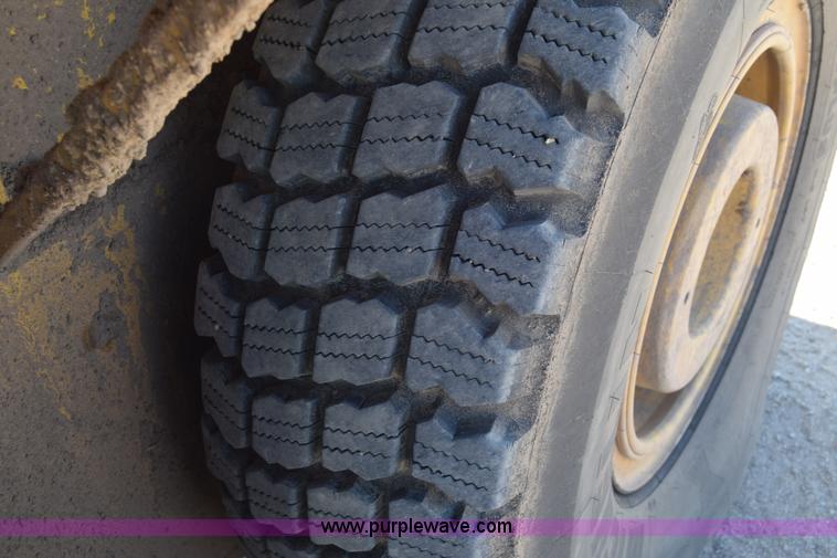 image for item BX9709 2002 Galion 850C motor grader