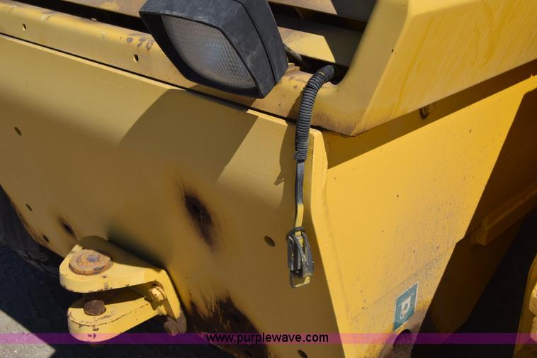 image for item BX9709 2002 Galion 850C motor grader