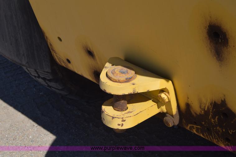 image for item BX9709 2002 Galion 850C motor grader