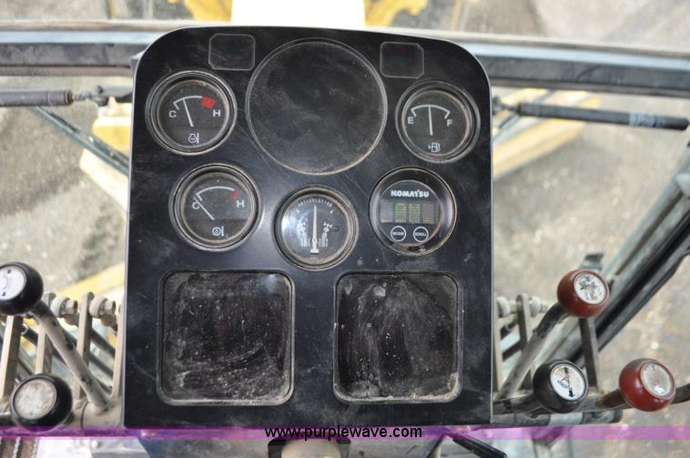 image for item G7332 2006 Komatsu GD655 motor grader