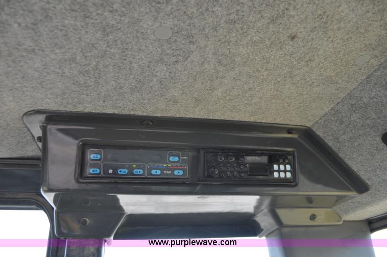 image for item G7332 2006 Komatsu GD655 motor grader