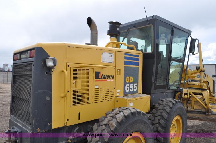 image for item G7332 2006 Komatsu GD655 motor grader