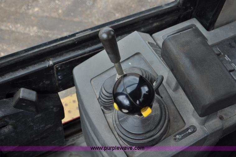 image for item G7334 2003 Caterpillar IT28 wheel loader