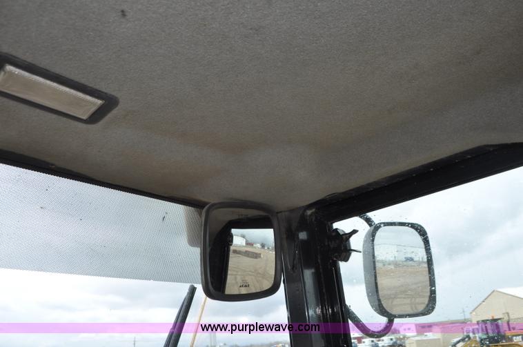 image for item G7334 2003 Caterpillar IT28 wheel loader