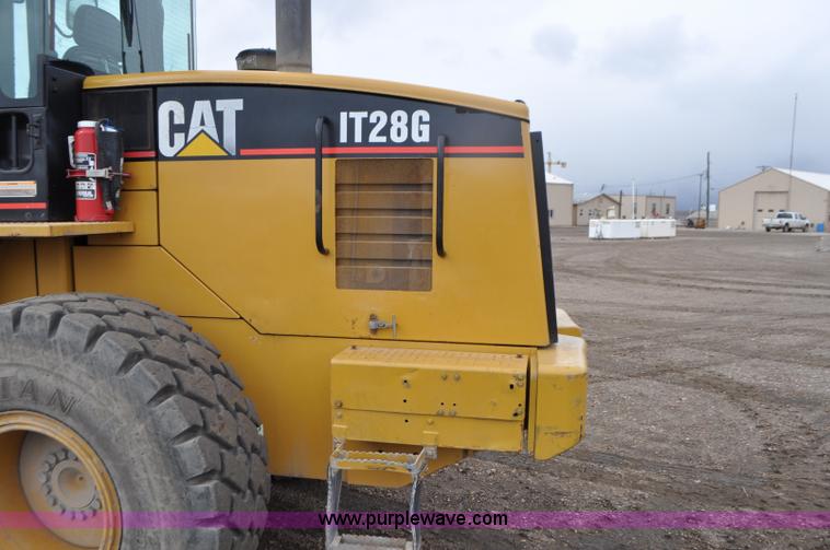 image for item G7334 2003 Caterpillar IT28 wheel loader