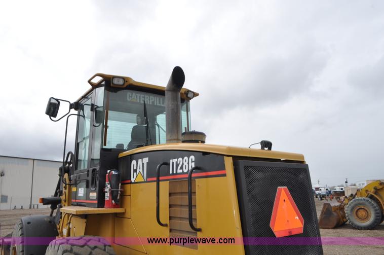 image for item G7334 2003 Caterpillar IT28 wheel loader
