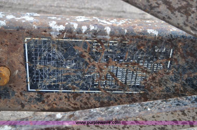 image for item G7334 2003 Caterpillar IT28 wheel loader