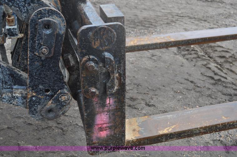 image for item G7334 2003 Caterpillar IT28 wheel loader